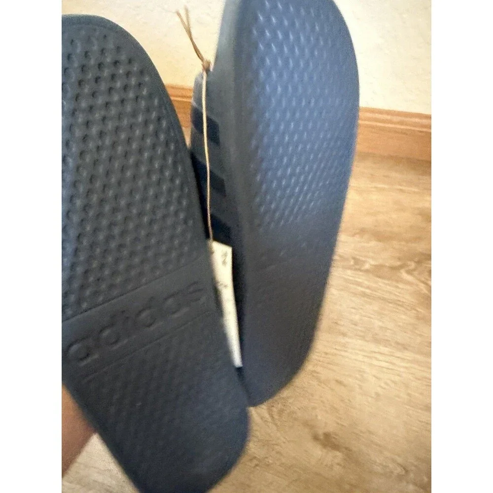 Adidas Adilette Slides Size Men’s 10 Women’s 11 Navy Blue NEW IN BOX